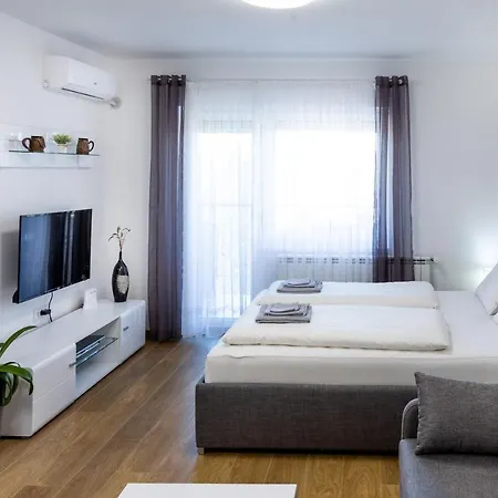 Mb Apartment Subotica Exterior photo