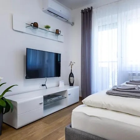 Mb Apartment Subotica Exterior photo